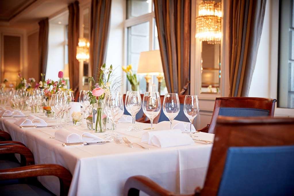 Hotel Schweizerhof Zuerich Ресторан фото Restaurant